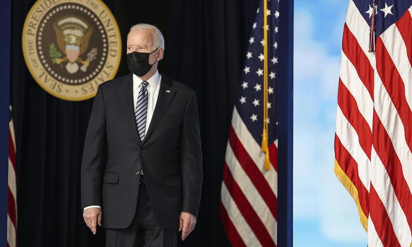 Joe Biden AEBetako presidentea, COVID-19ari buruzko agerraldi batean. OLIVER CONTRERAS / EFE.