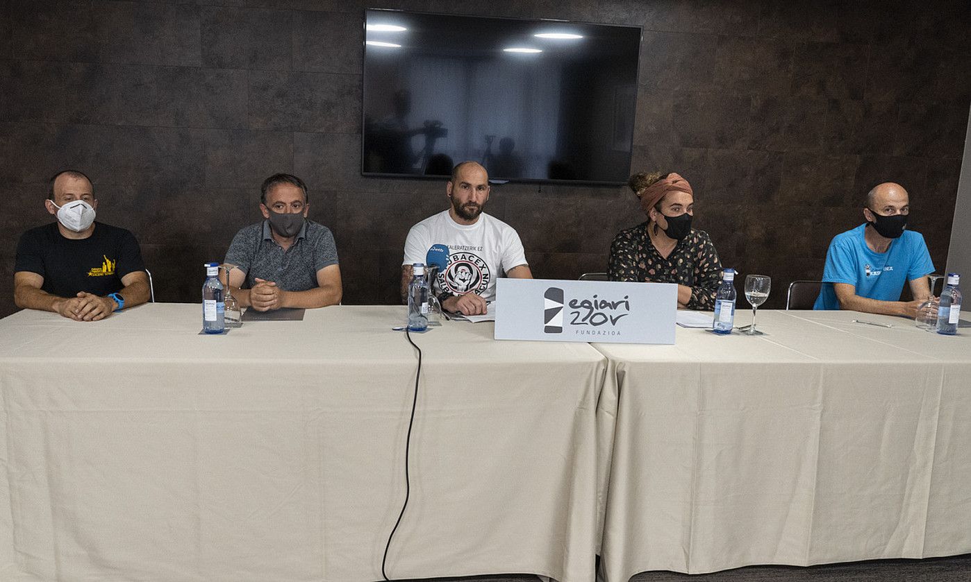 Egiari Zor-ek egindako agerraldia, atzo, Bilbon. MONIKA DEL VALLE / FOKU. Egiari Zor-ek egindako agerraldia, atzo, Bilbon. MONIKA DEL VALLE / FOKU.