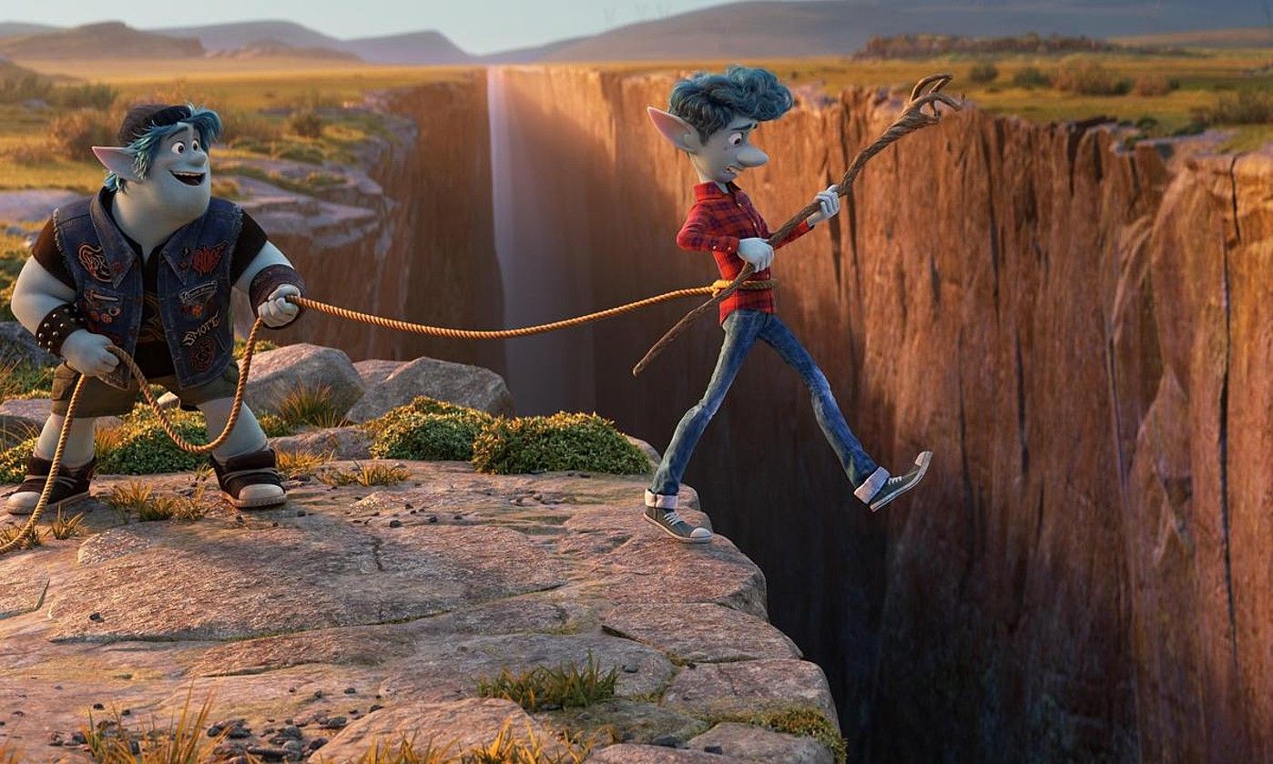 Onward animaziozko filma (2020) katalanez ikus daiteke Disney Plus plataforman. PIXAR / EFE. Onward animaziozko filma (2020) katalanez ikus daiteke Disney Plus plataforman. PIXAR / EFE.