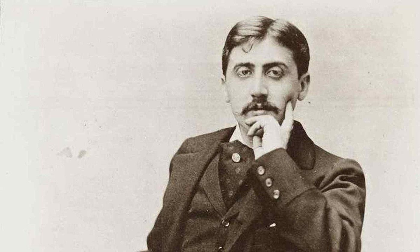 Marcel Proust idazlea, gaztea zeneko argazki batean. BERRIA.