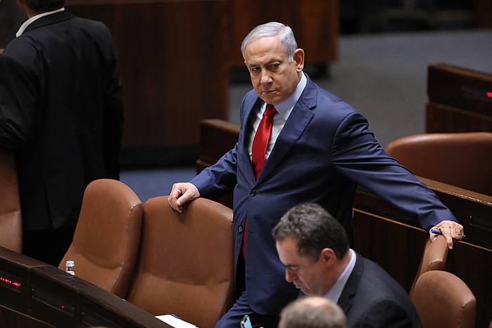 Benjamin Netanyahu, atzo, Israelgo Parlamentuan, ganbera desegitea onartu zen saioan. ABIR SULTAN, EFE