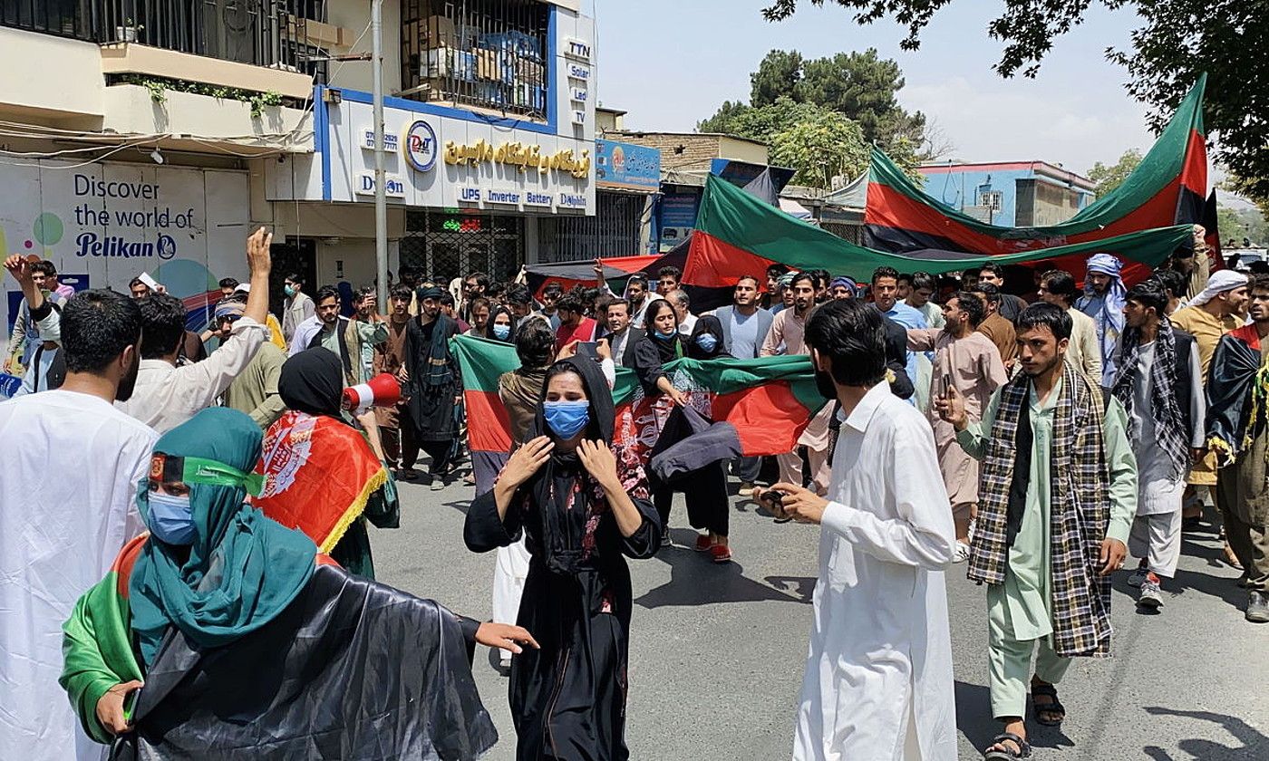 Kabulen eginiko mobilizazioa, atzo. EFE.