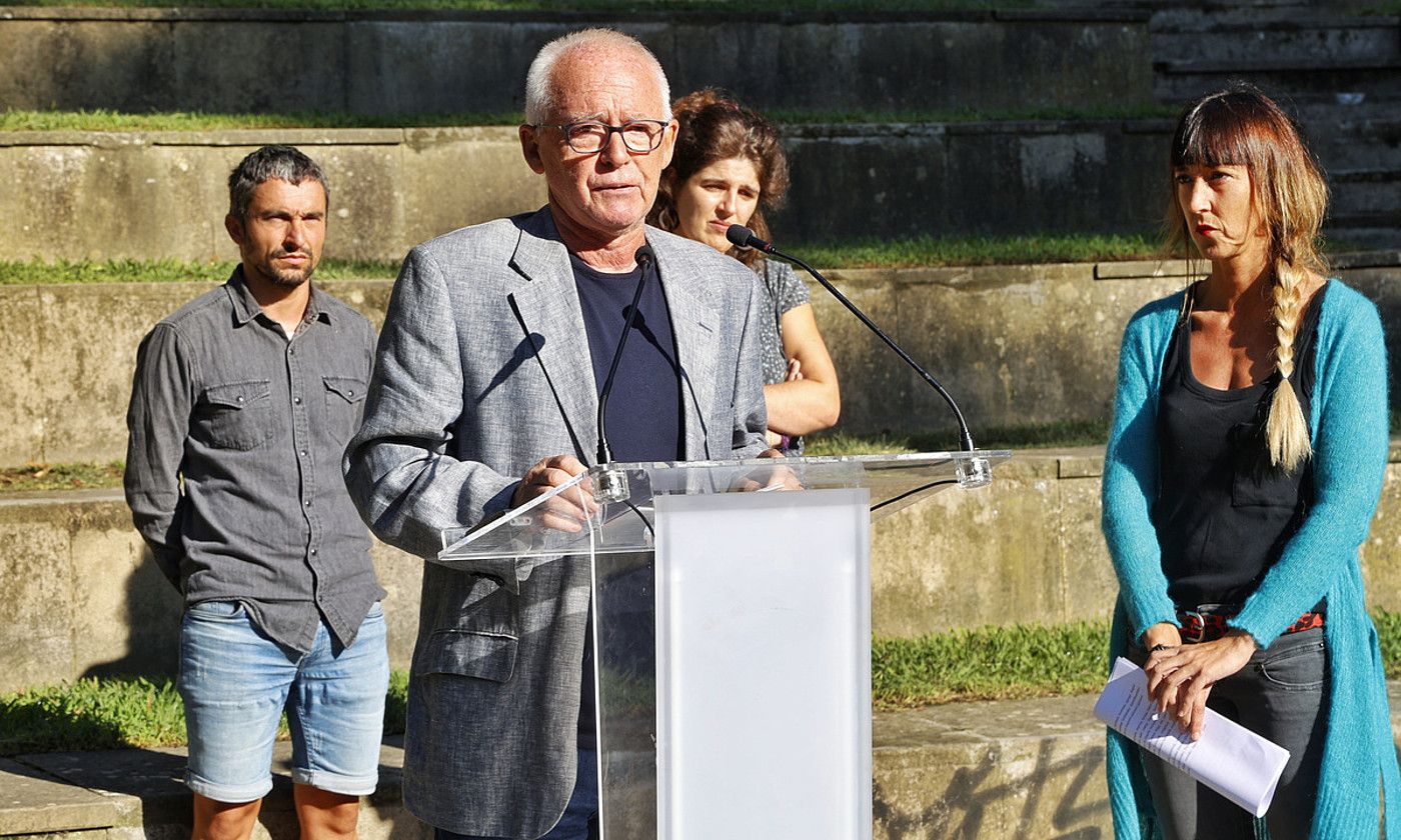 Arrasate. Arrasateko eta Hego Euskal Herriko Sarek atzo egindako agerraldia. MAIALEN ANDRES / FOKU. Arrasate. Arrasateko eta Hego Euskal Herriko Sarek atzo egindako agerraldia. MAIALEN ANDRES / FOKU.