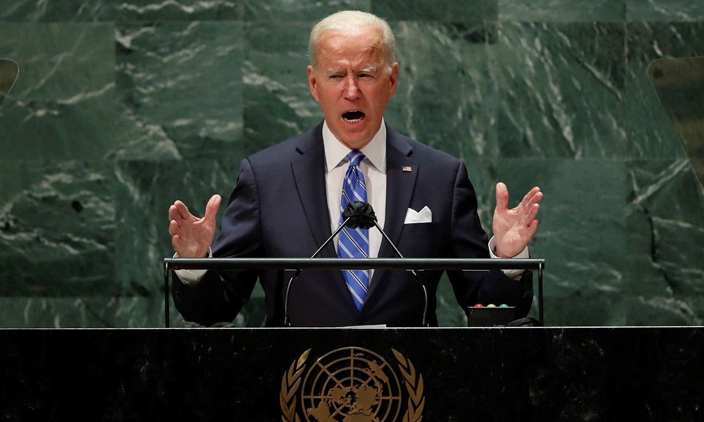 Joe Biden AEBetako presidentea, Nazio Batuen Erakundearen Batzar Orokorrean, atzo. EDUARDO MUÑOZ / EFE.