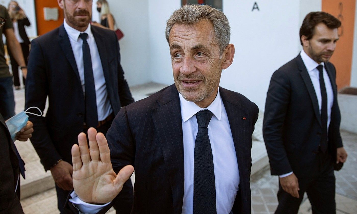 Nicolas Sarkozy, herenegun, Espainiako PPrekin izan zuen ekitaldi baten aurretik, Madrilen. RODRIGO JIMENEZ / EFE.