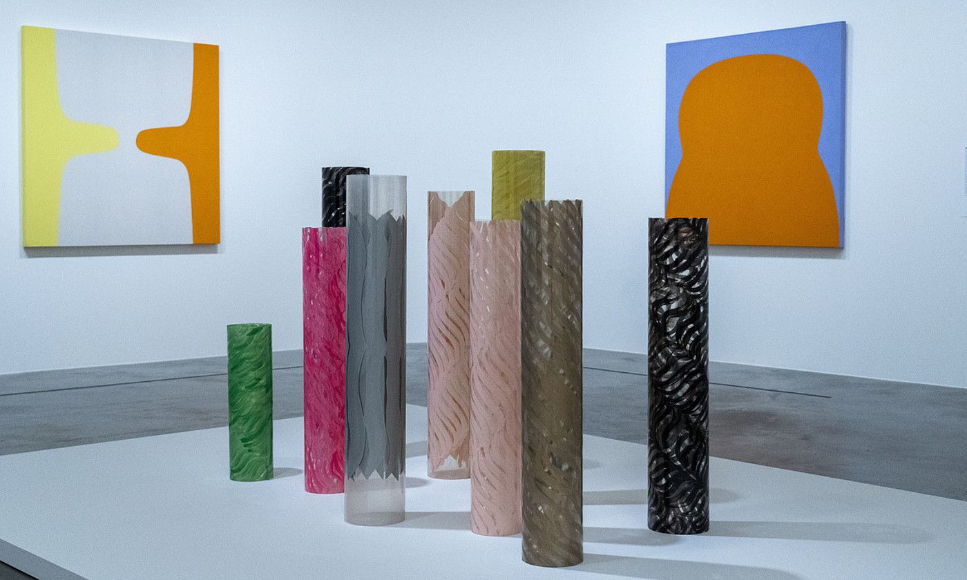Emakumeak abstrakziogile erakusketako hainbat obra, Bilboko Guggenheim museoan. MONIKA DEL VALLE / FOKU. Emakumeak abstrakziogile erakusketako hainbat obra, Bilboko Guggenheim museoan. MONIKA DEL VALLE / FOKU.