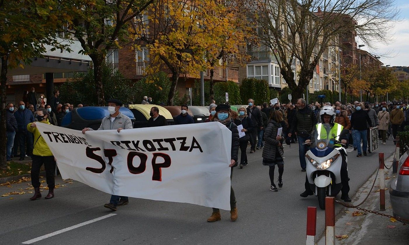 Manifestazioa, atzo. ZARAUZKO HITZA.