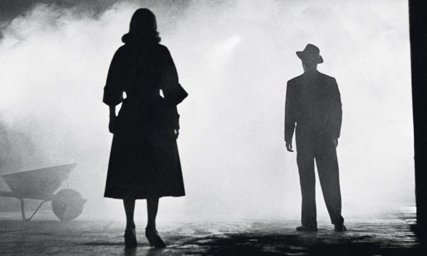 Femme fatale. Barbara Stanwyck aktorea aritu zen femme fatale-aren rolean 1944ko Double Indemnity filmean. BERRIA. Femme fatale. Barbara Stanwyck aktorea aritu zen femme fatale-aren rolean 1944ko Double Indemnity filmean. BERRIA.