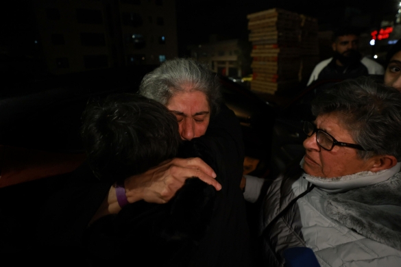 Khalida Jarrar, PAHFeko liderra, bart, Zisjordaniara iritsi berri. ALAA BADARNEH / EFE Khalida Jarrar, PAHFeko liderra, bart, Zisjordaniara iritsi berri. ALAA BADARNEH / EFE