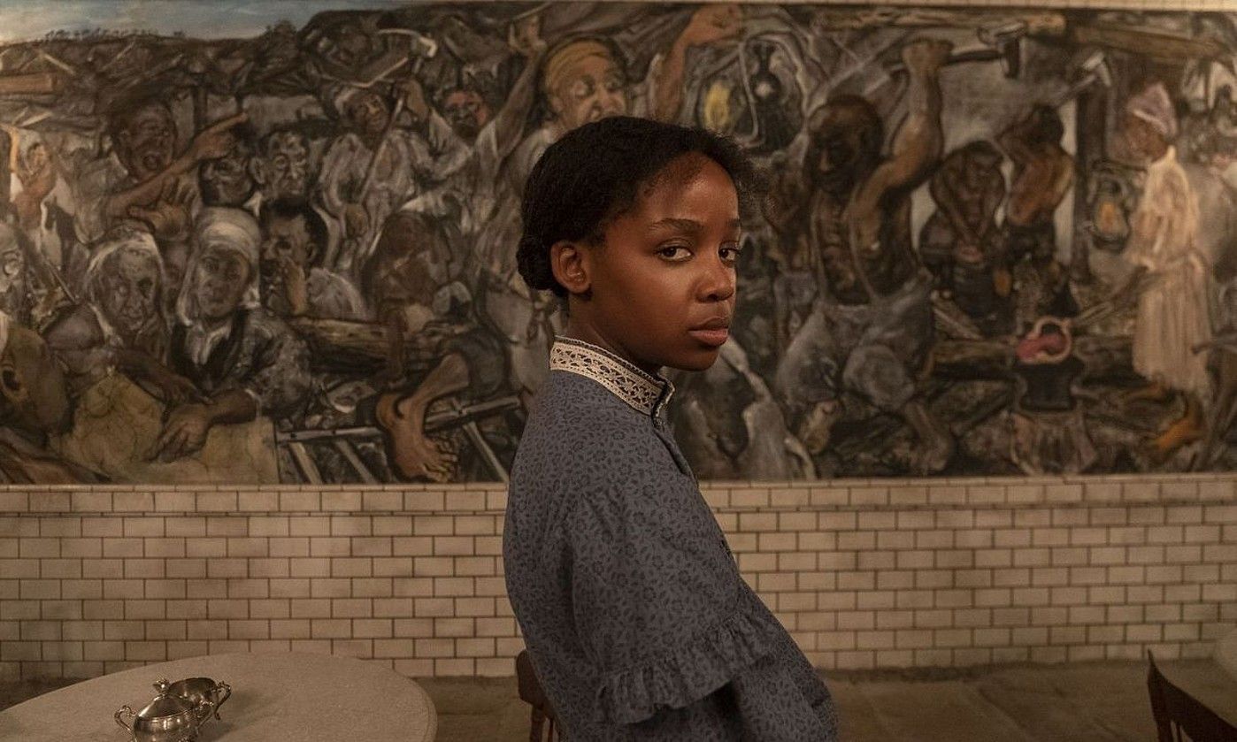 The Underground Railroad telesailak esklabo afro-amerikarren istorioak kontatzen ditu. AMAZON PRIME VIDEO. The Underground Railroad telesailak esklabo afro-amerikarren istorioak kontatzen ditu. AMAZON PRIME VIDEO.