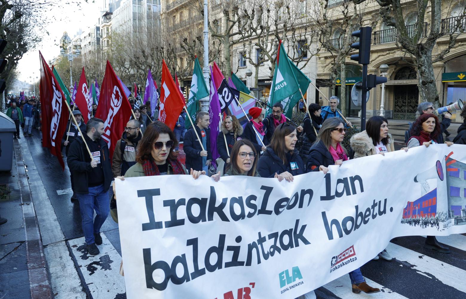 Hezkuntza publikoko irakasleen greba, Donostian. 