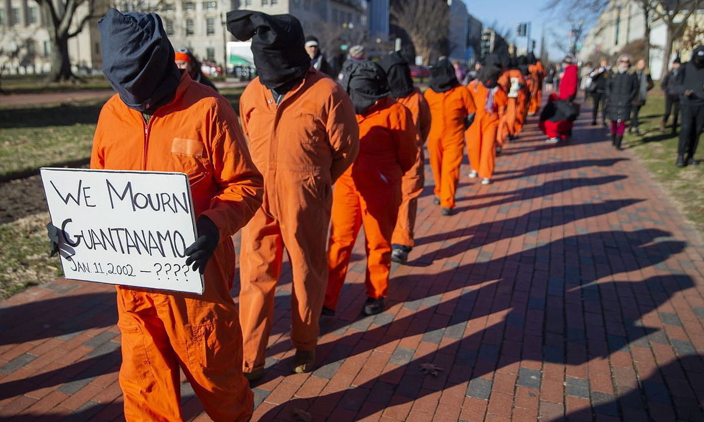 Guantanamoren itxiera eskatzeko protesta bat, Washingtonen. ERIK S. LESSER / EFE.