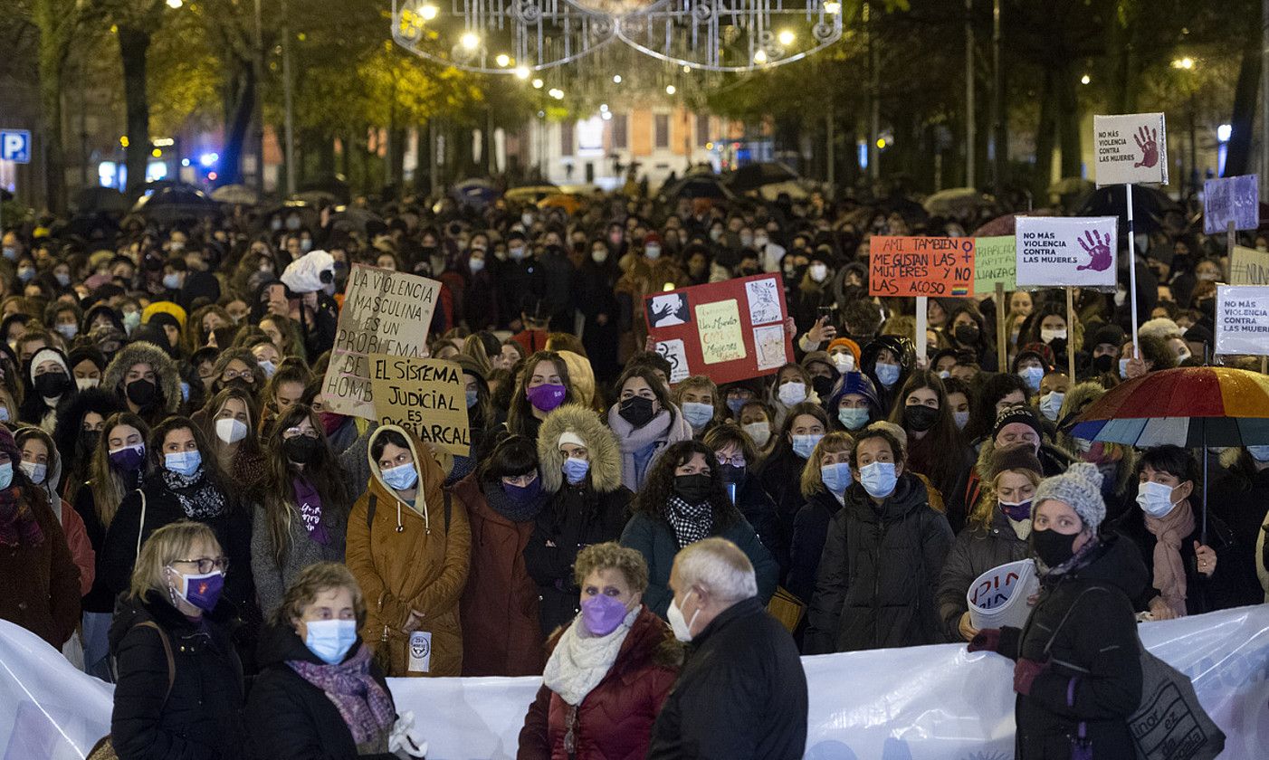 Indarkeria matxistaren aurkako manifestazio bat, Iruñean, artxiboko argazki batean. IÑIGO URIZ / FOKU.