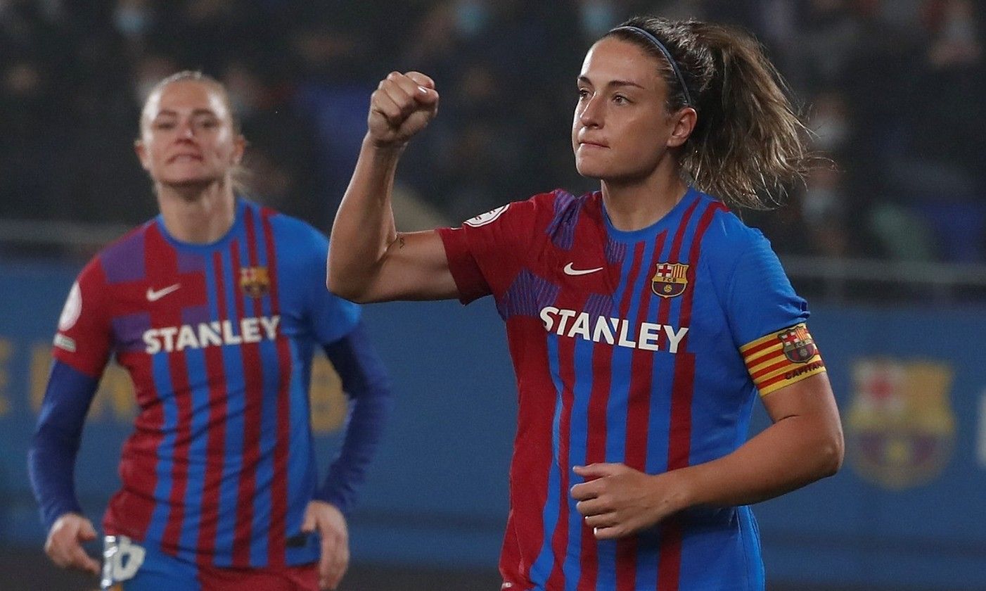 Alexia Putellas, denboraldi honetan sartutako gol bat ospatzen. MARTA PEREZ / EFE. Alexia Putellas, denboraldi honetan sartutako gol bat ospatzen. MARTA PEREZ / EFE.
