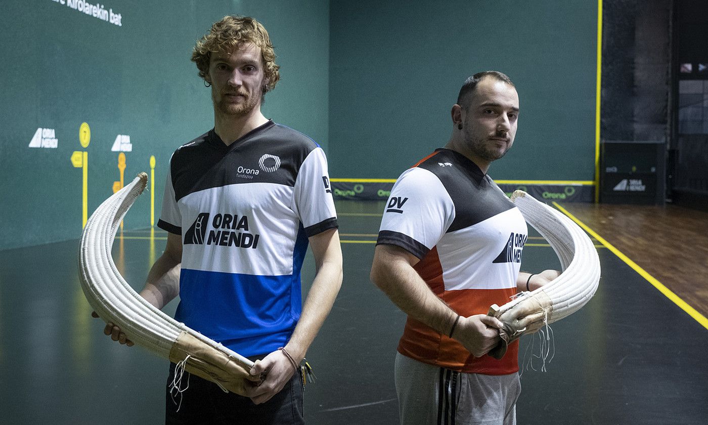 Ugaitz Susperregi eta Odei Arregi, Galarreta pilotalekuan. JON URBE / FOKU.