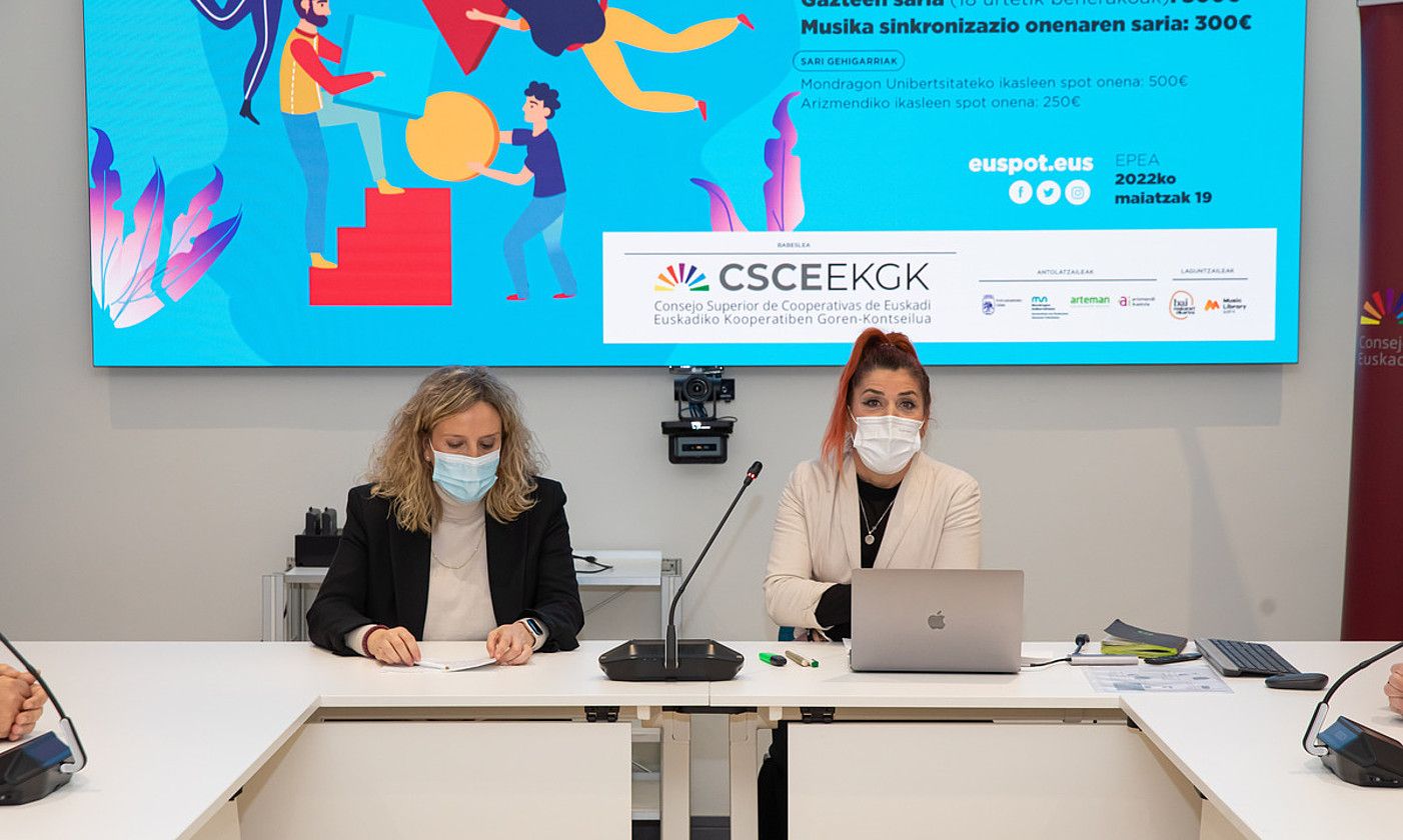 Euspot lehiaketaren edizio berria asteazkenean aurkeztu zuten, Gasteizen. EUSPOT. Euspot lehiaketaren edizio berria asteazkenean aurkeztu zuten, Gasteizen. EUSPOT.