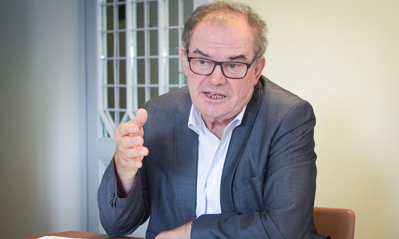 ISABELLE MIQUELESTORENA.