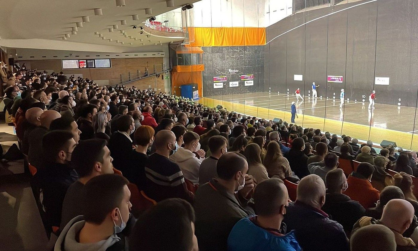 GERNIKA JAI ALAI / BERRIA.