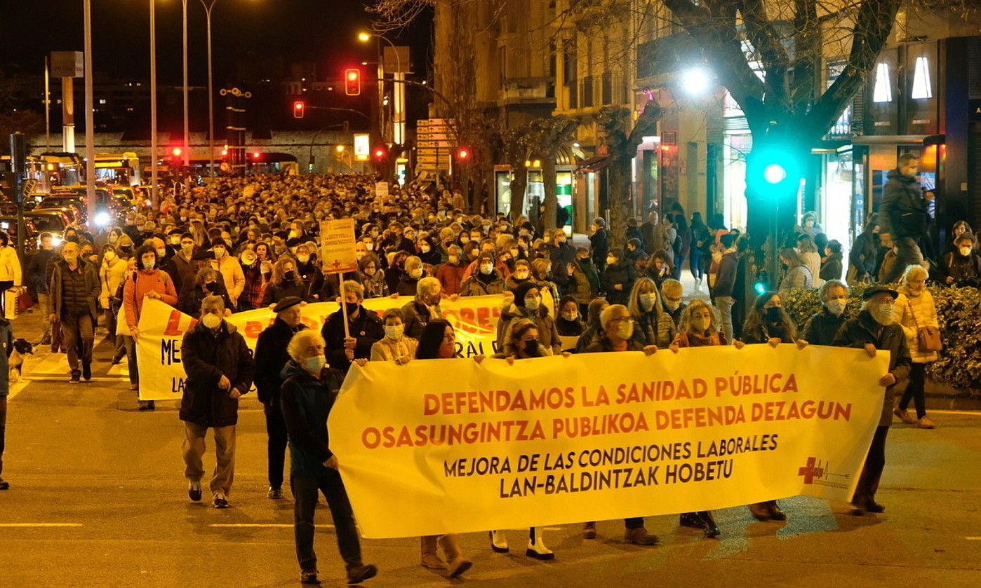Protesta, atzo, Iruñean. JON URBE / FOKU.