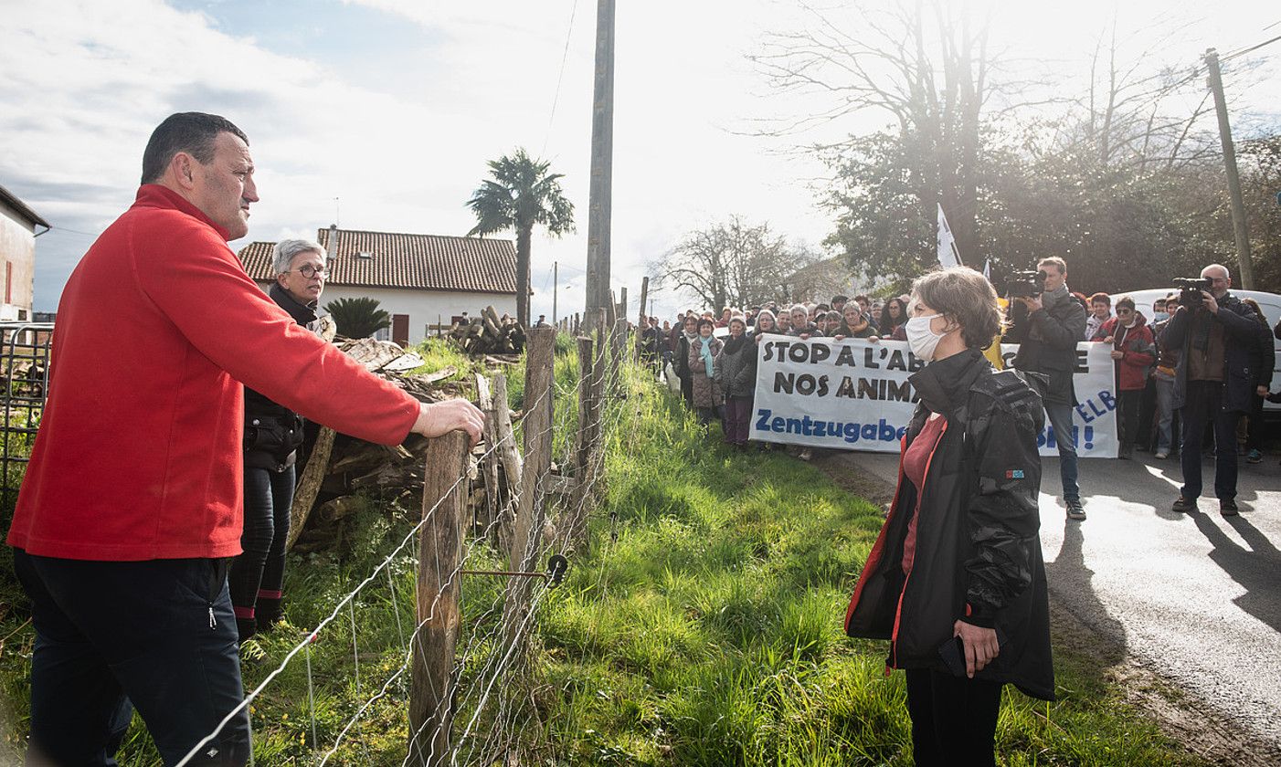 ELBren protesta, Ilharren (Nafarroa Beherea). GUILLAUME FAUVEAU.