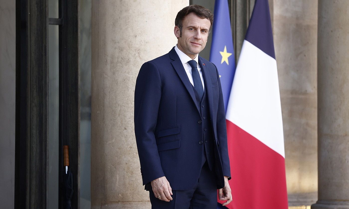 Emmanuel Macron Frantziako presidentea, artxiboko irudi batean. YOAN VALAT / EFE