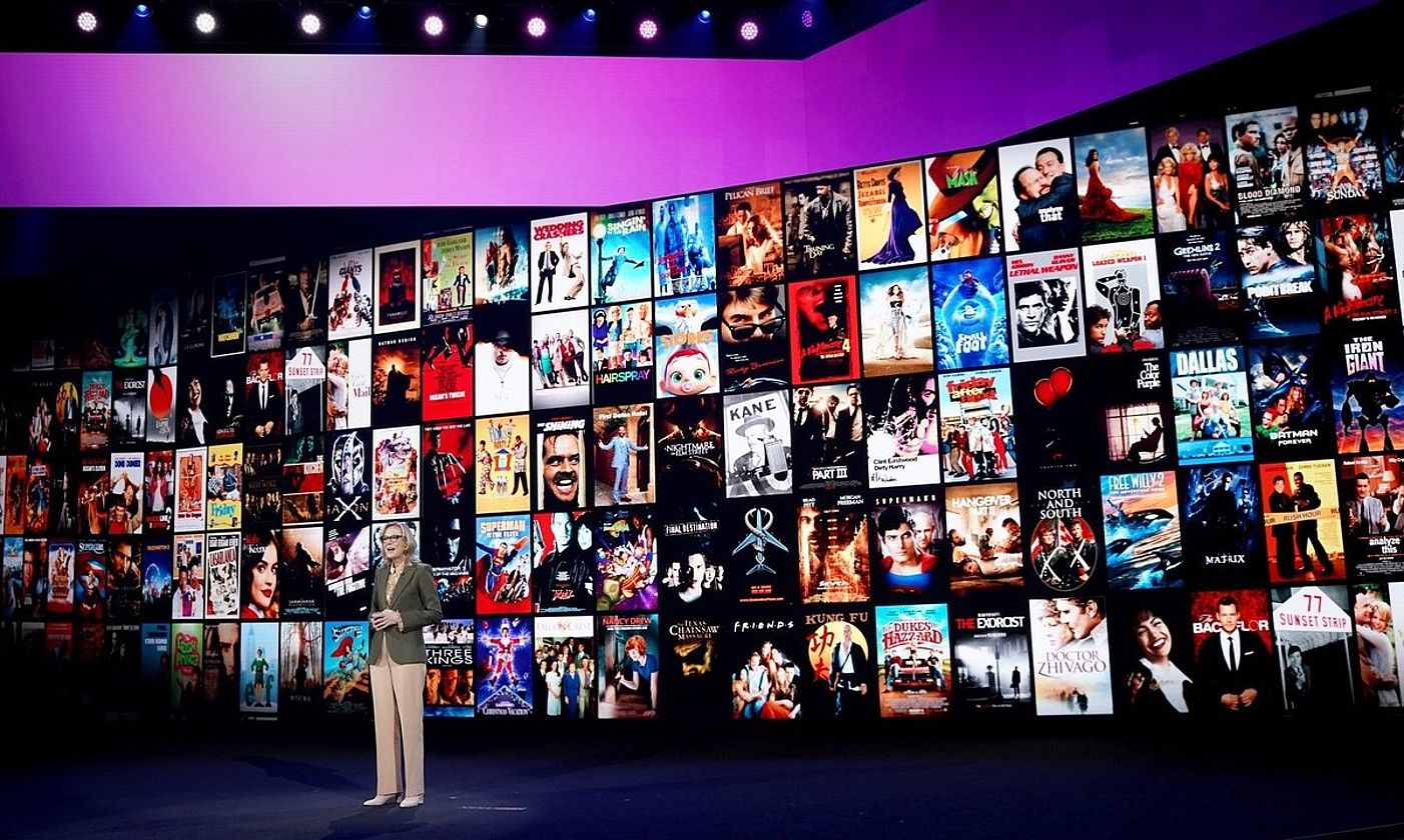 Ann Sarnoff Warner Brothers konpainiako presidentea, HBO Max plataformaren aurkezpen batean. WARNER MEDIA / EFE.