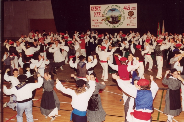 (ID_14649175) (/EZEZAGUNA) 2000.45garrenurteurrena (ID_14649175) (/EZEZAGUNA) 2000.45garrenurteurrena