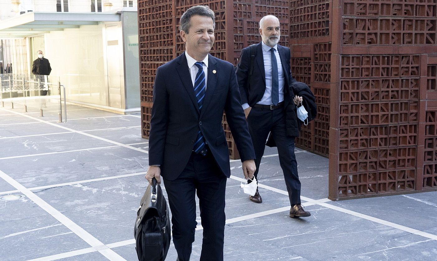 Jokin Bildarratz Eusko Jaurlaritzako Hezkuntza sailburuak gidatuko du legea ontzeko bidea. RAUL BOGAJO / FOKU. Jokin Bildarratz Eusko Jaurlaritzako Hezkuntza sailburuak gidatuko du legea ontzeko bidea. RAUL BOGAJO / FOKU.