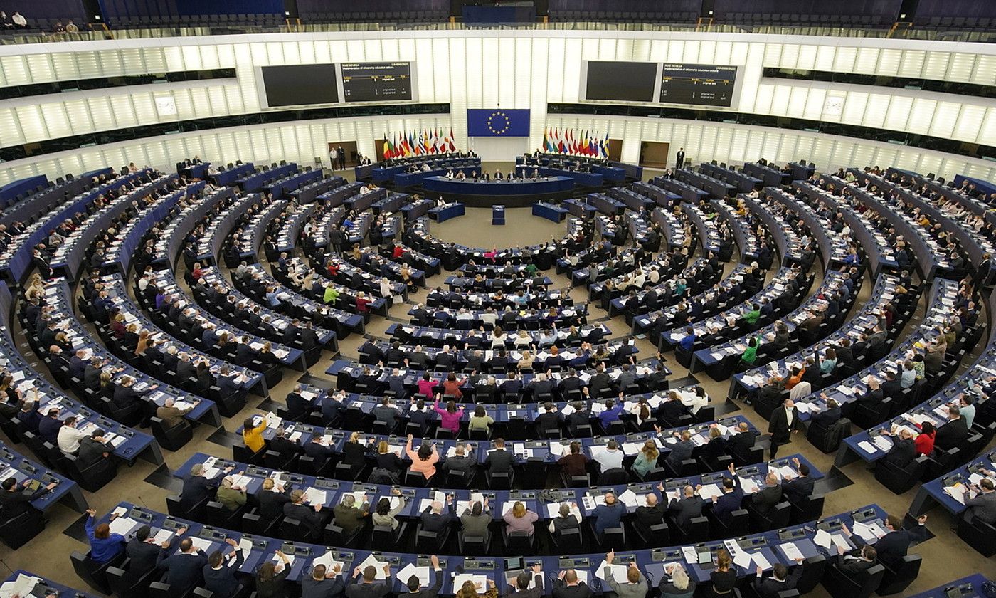 Europako Parlamentua, Estrasburgon, artxiboko irudi batean. RONALD WITTEK / EFE.