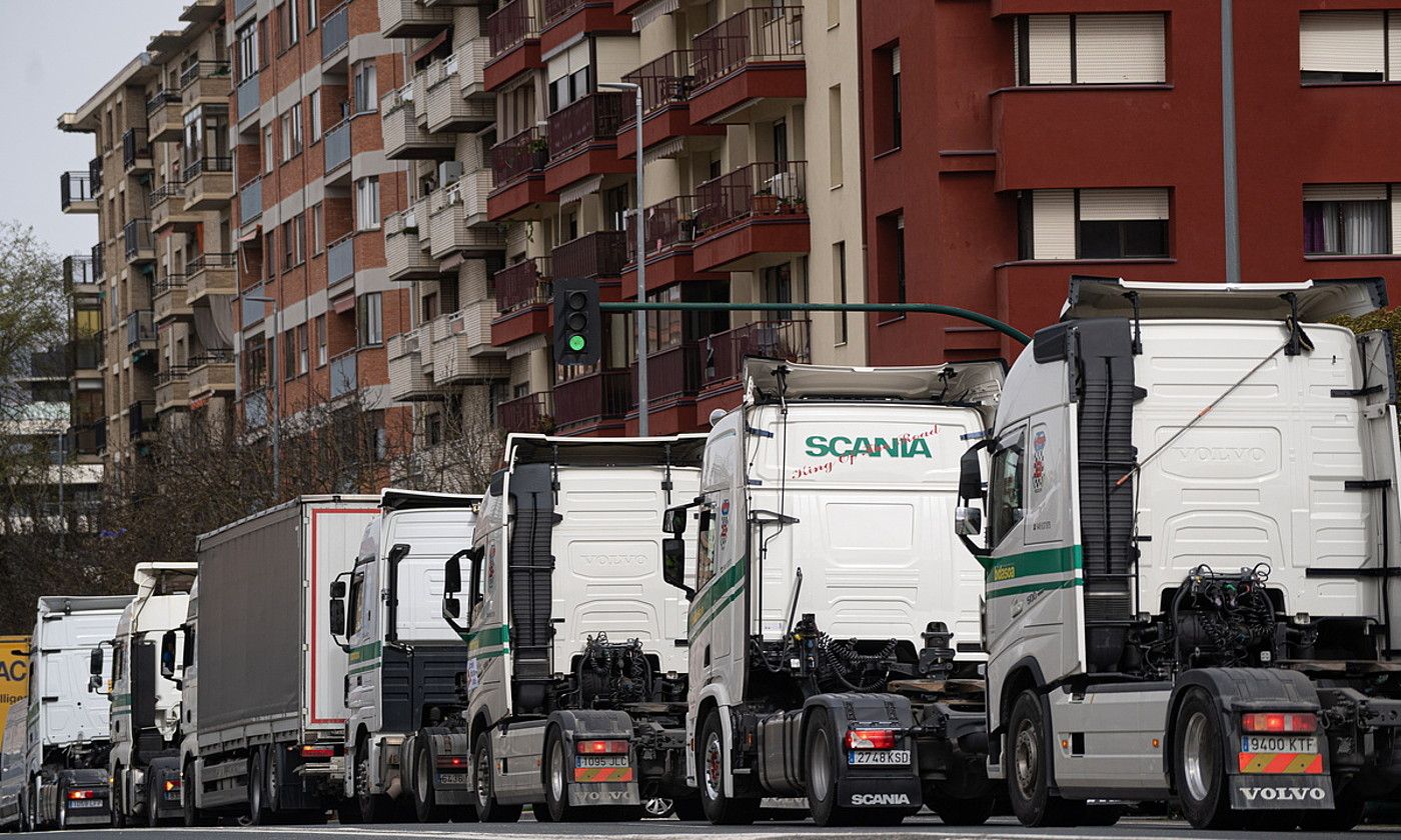 Garraiolari autonomoen protesta Iruñean, iragan martxoaren 15ean. JAGOBA MANTEROLA / FOKU.