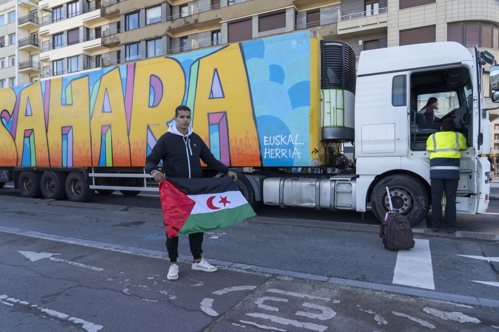 MENDEBALDEKO SAHARA - EUSKAL HERRIKO KARABANA MENDEBALDEKO SAHARA - EUSKAL HERRIKO KARABANA