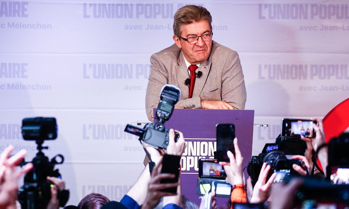 Jean-Luc Melenchon, presidentetzarako bozen gauean. MOHAMMED BADRA / EFE. Jean-Luc Melenchon, presidentetzarako bozen gauean. MOHAMMED BADRA / EFE.