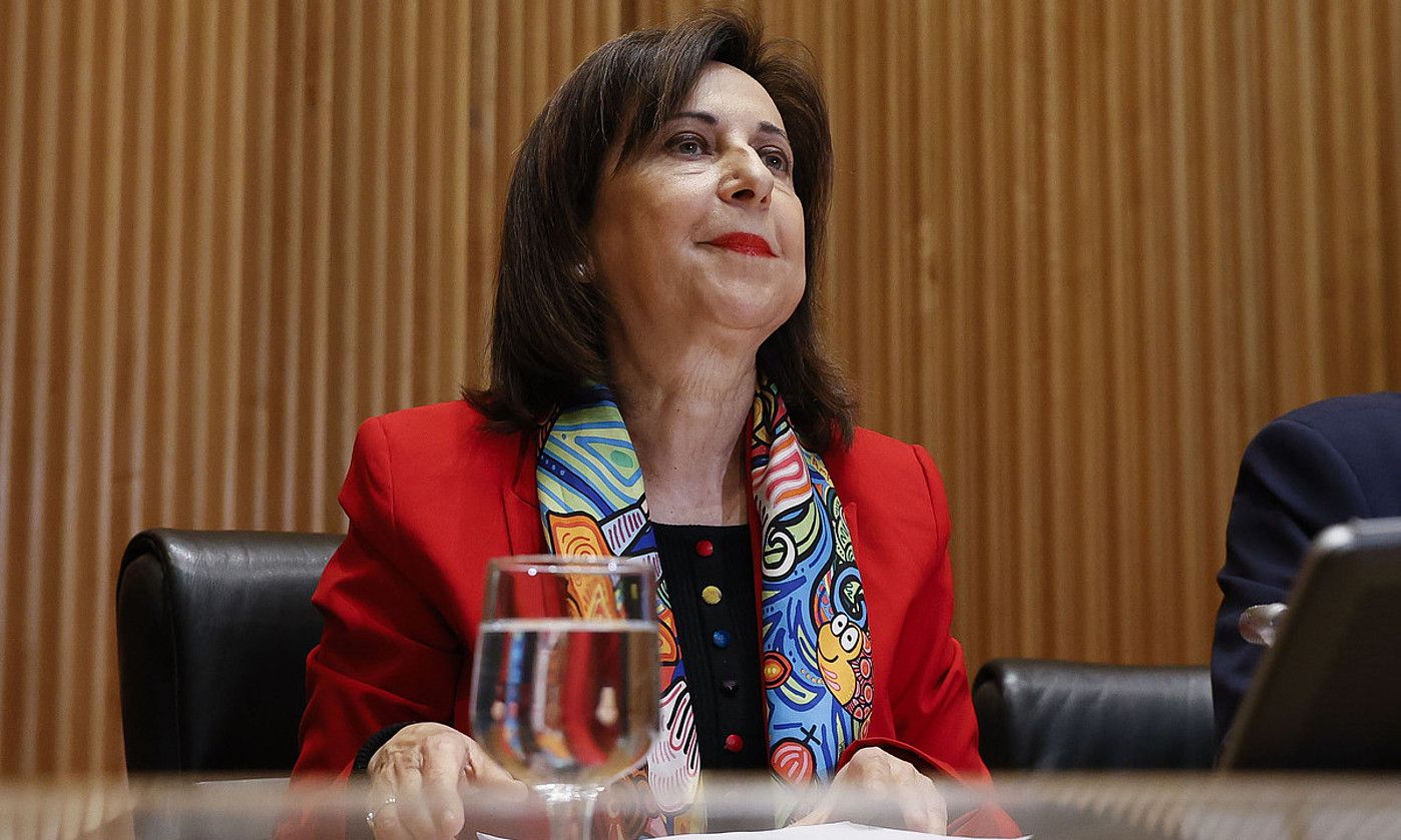 Margarita Robles Espainiako Gobernuko Defentsa ministroa, atzoko agerraldian. J.J.GUILLEN / EFE.