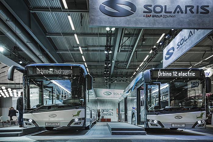 Solaris etxeko 'Urbino' autobus elektrikoak. CAF