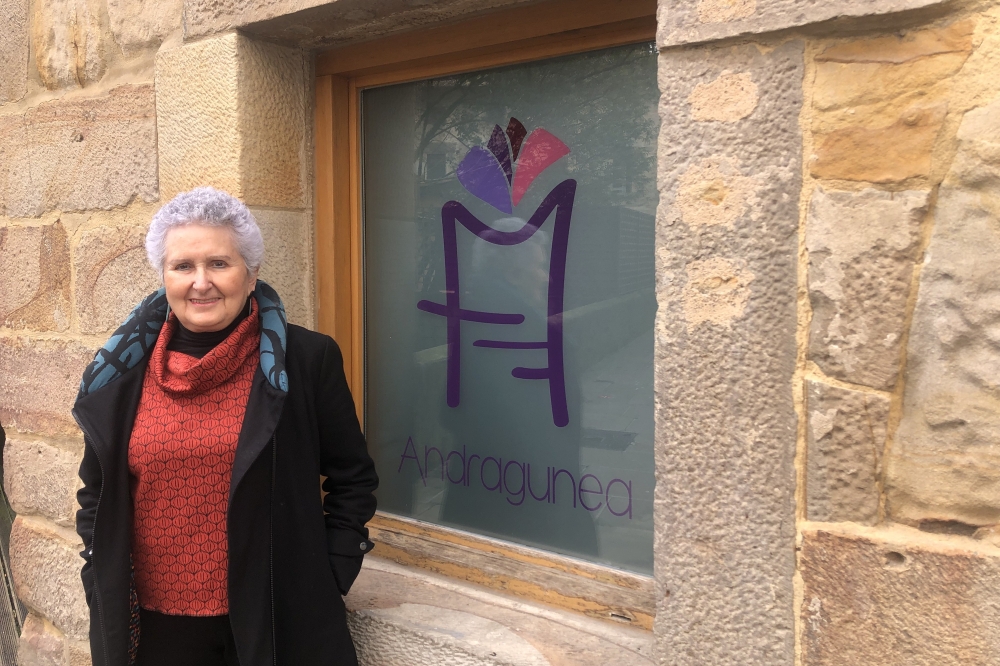 Marisa Barrena Wikiemakumeok taldeko kidea. Marisa Barrena Wikiemakumeok taldeko kidea.