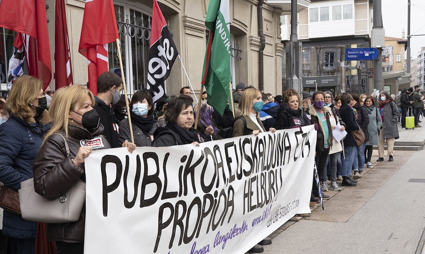 Sindikatuen protesta bat, martxoan. RAUL BOGAJO / FOKU.