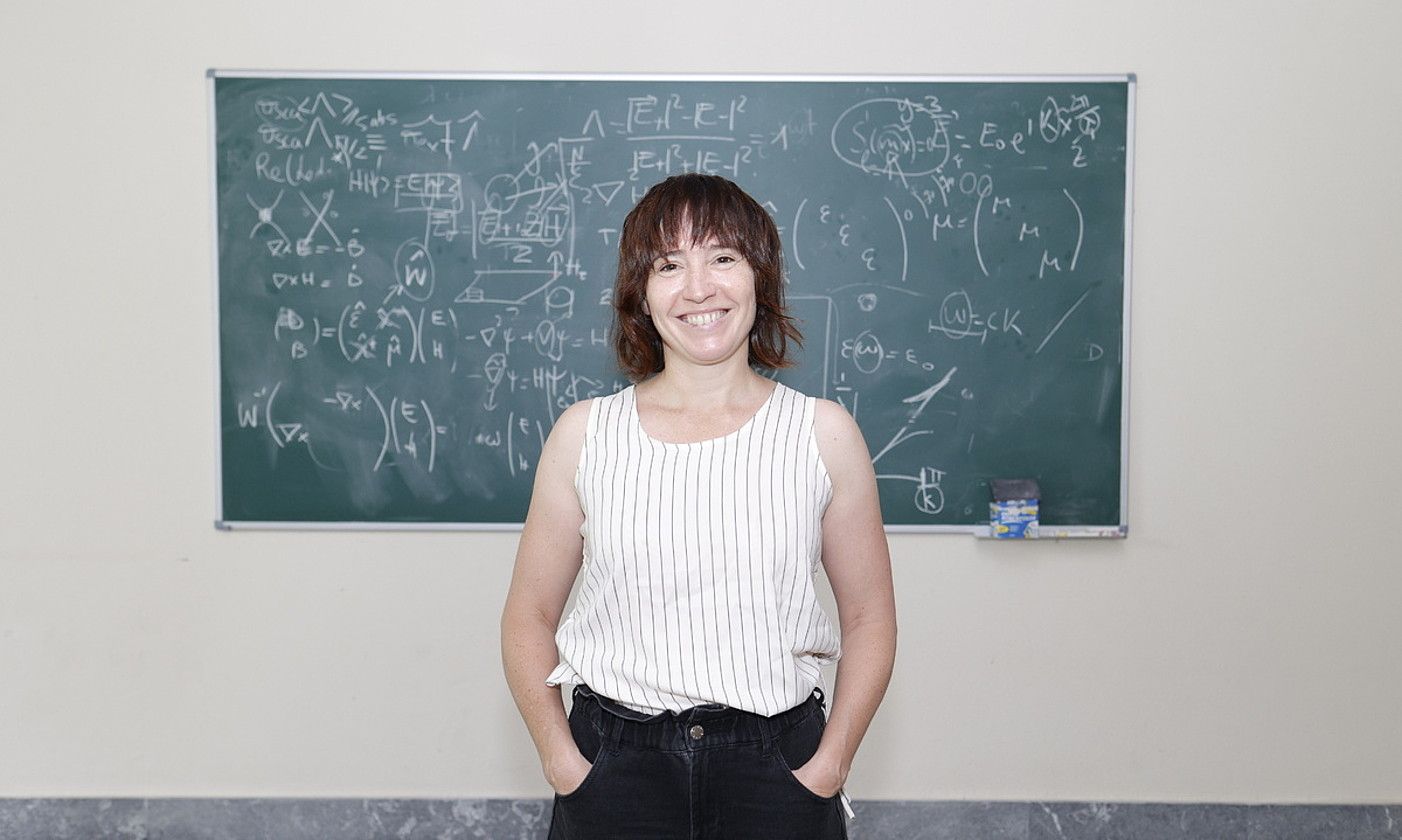 Maia Garcia-Vergniory, Donostia International Physics Centerren. MAIALEN ANDRES / FOKU.