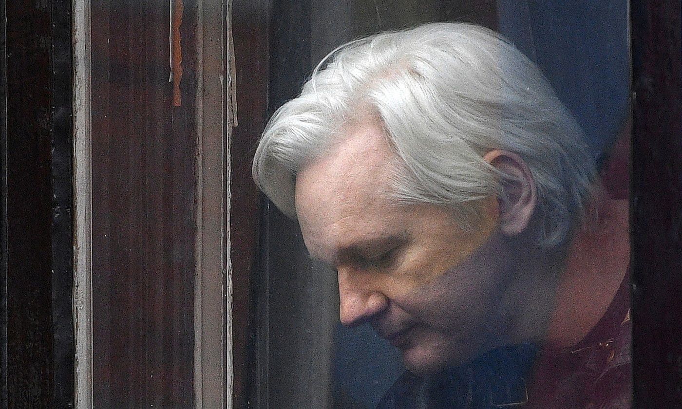 Julian Assange kazetaria, artxiboko irudi batean. FACUNDO ARRIZABALAGA / EFE.