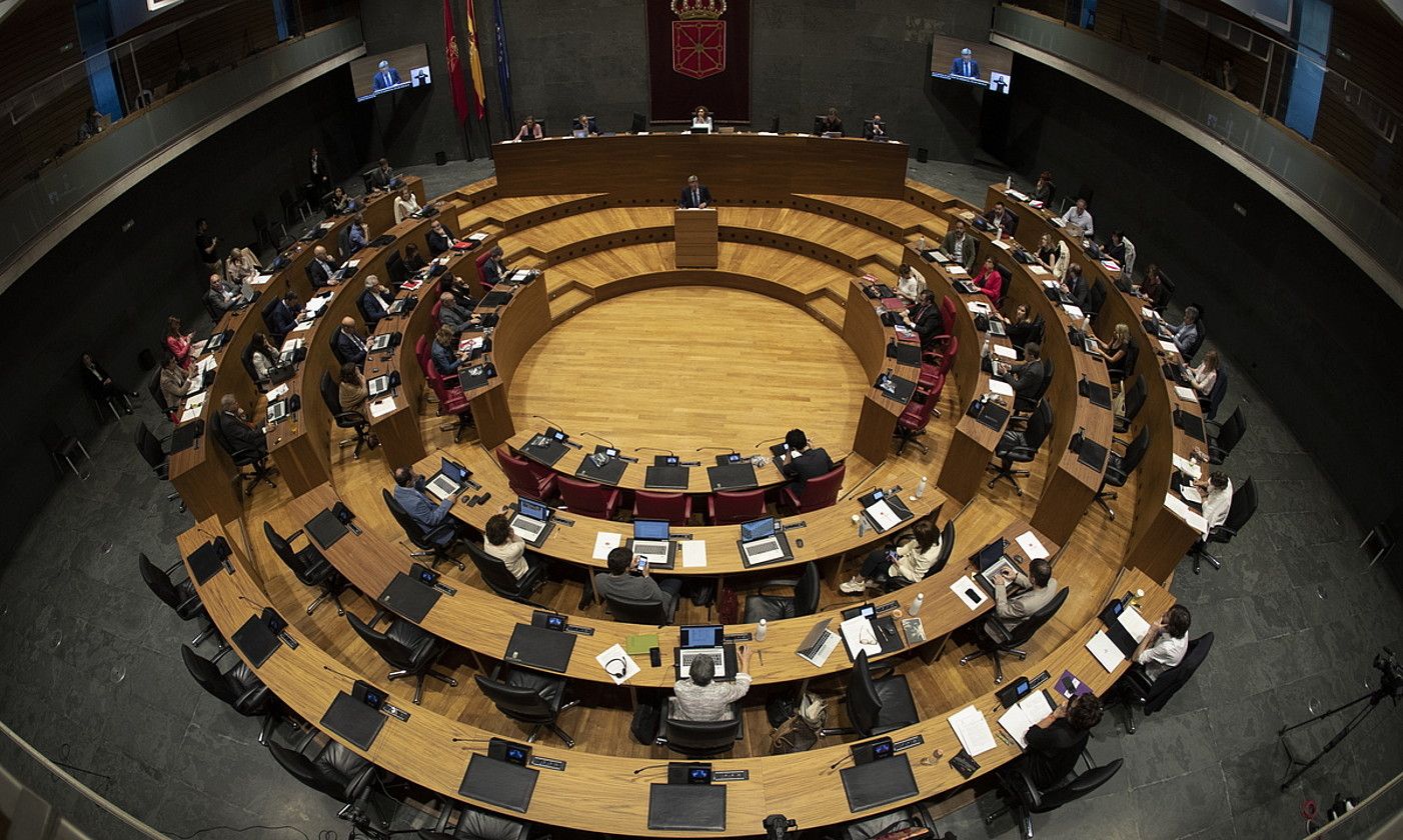 Nafarroako Parlamentua, artxiboko irudi batean. VILLAR LOPEZ / EFE.