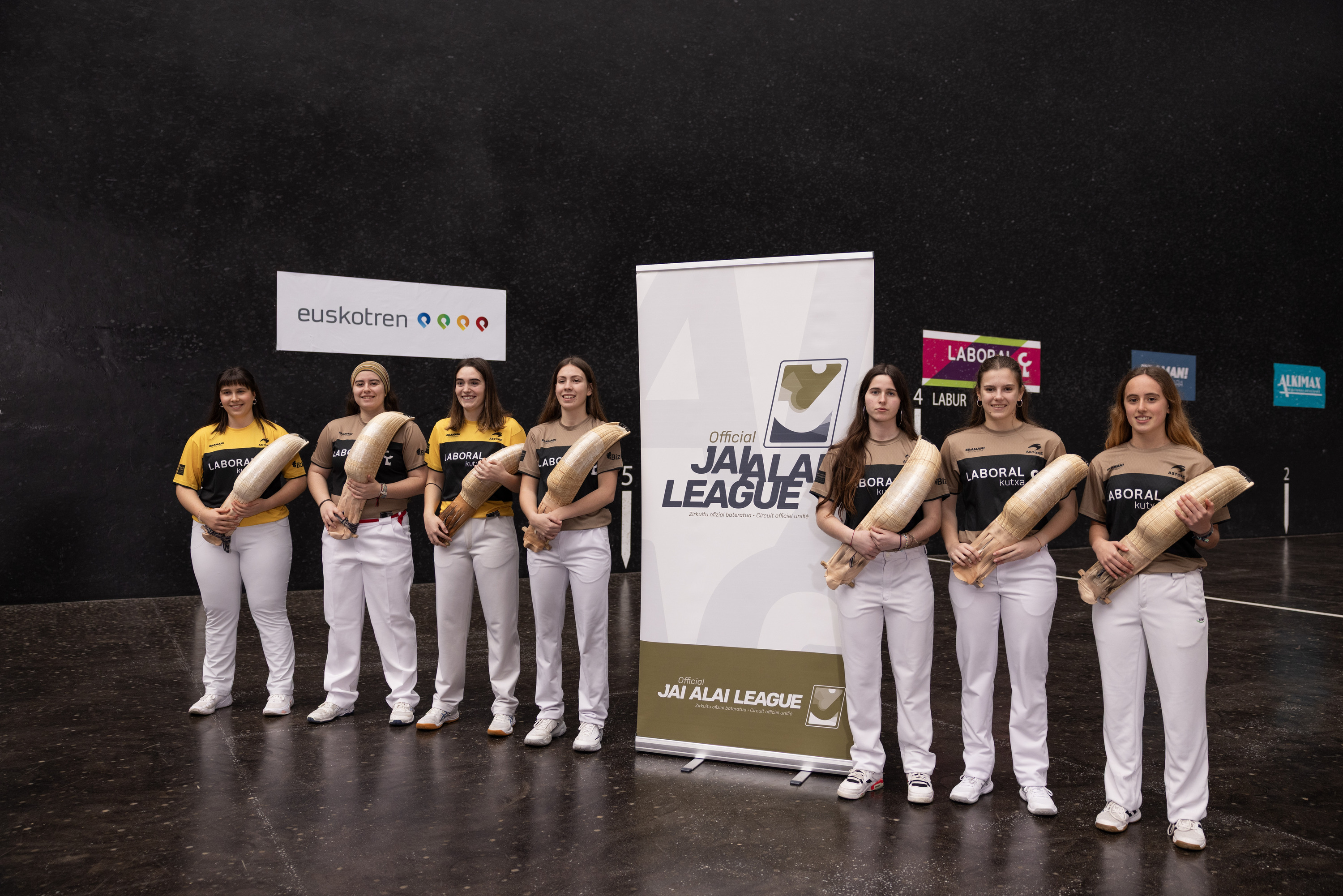 WOMEN SERIES. ERAMAN JAI ALAI