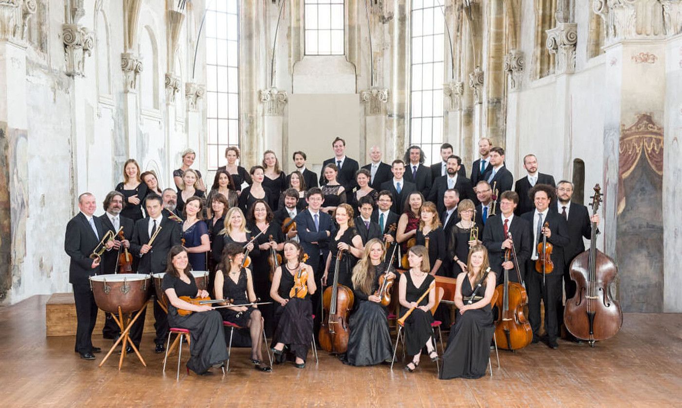 Collegium 1794 orkestra barrokoa. MUSIKA HAMABOSTALDIA.