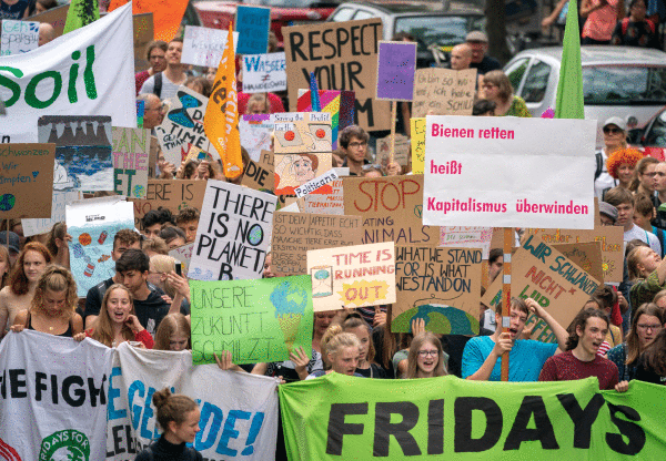 Klimaren aldeko protestak Mannheimen. RONALD WITTEK / EFE