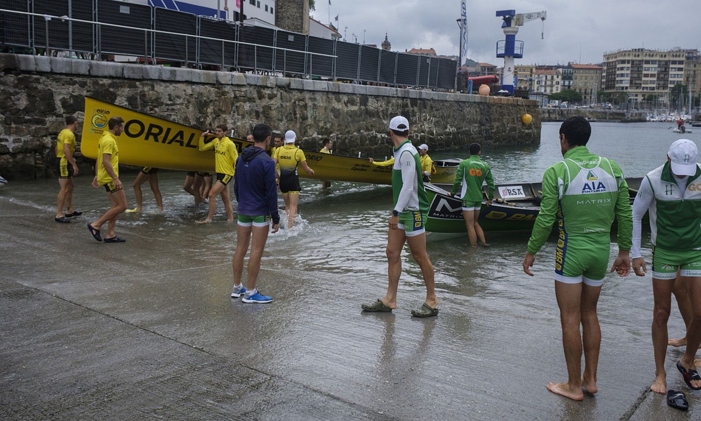 Orio eta Hondarribia, atzo goizean Donostian, azkeneko entrenamenduan. JON URBE / FOKU. Orio eta Hondarribia, atzo goizean Donostian, azkeneko entrenamenduan. JON URBE / FOKU.