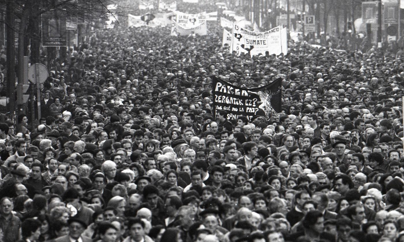 Bakearen Aldeko Koordinakundeak 1992an antolatutako manifestazio bat. HUMANISTIC.