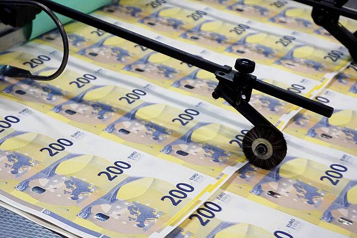 EBZk aurten jalkitako 200 euroko billeteak. JORGE OTEIZA / EFE