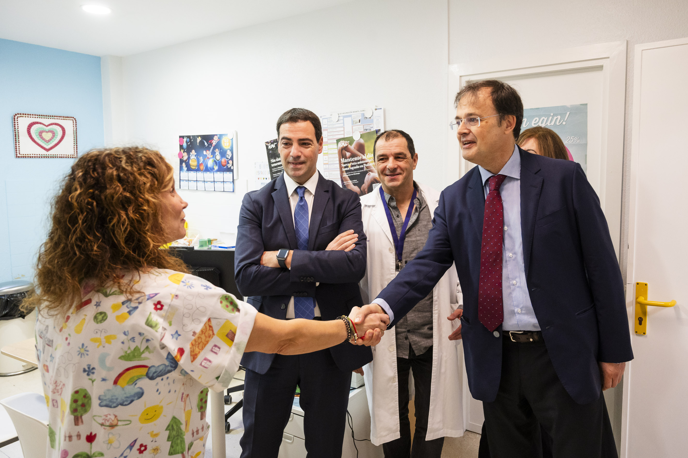 Imanol Pradales eta Alberto Martinez, Santa Marina ospitalean, Bilbon, gaur. IREKIA