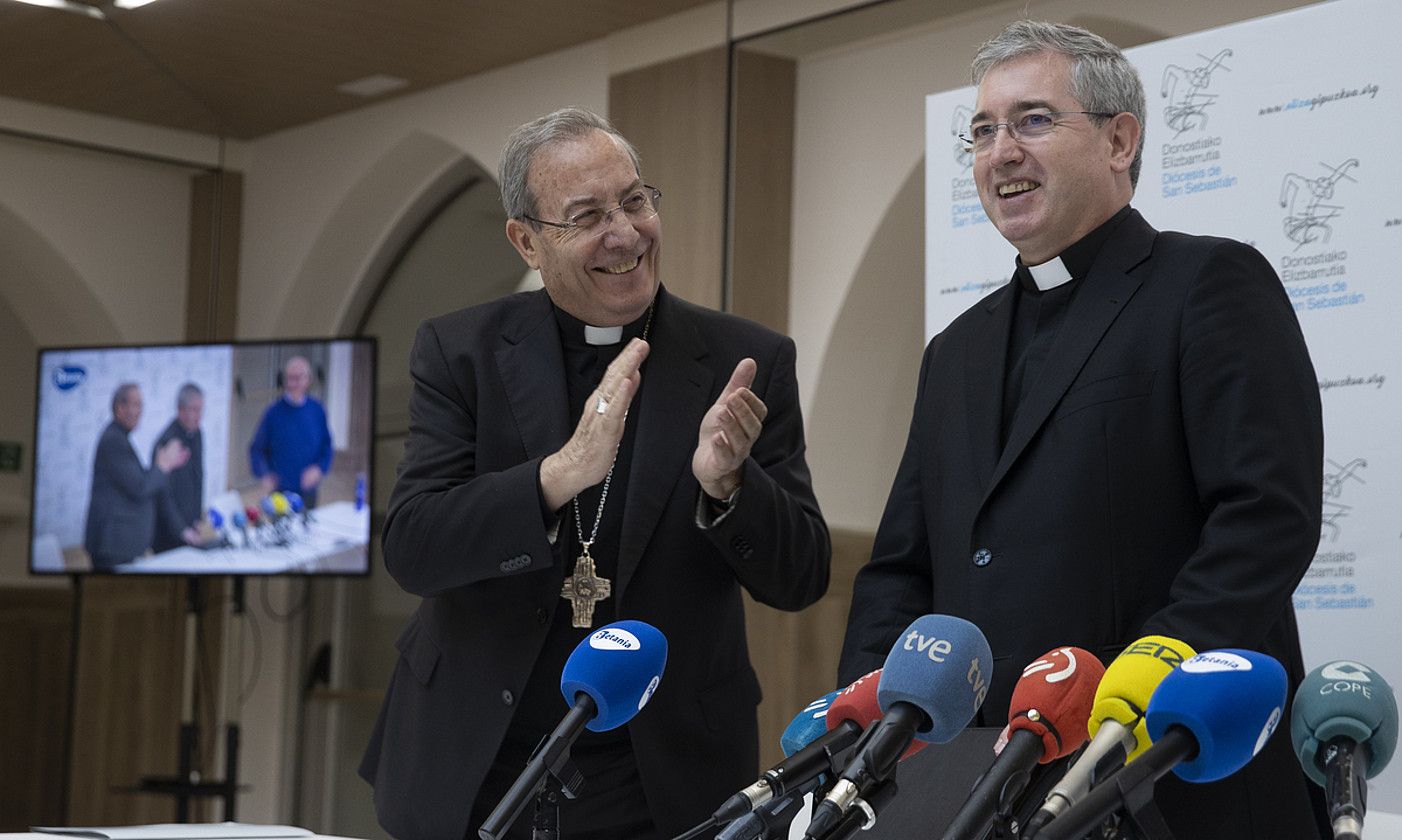 Ezkerretik, Francisco Perez eta Fernando Prado, atzo. JAVIER ETXEZARRETA / EFE.