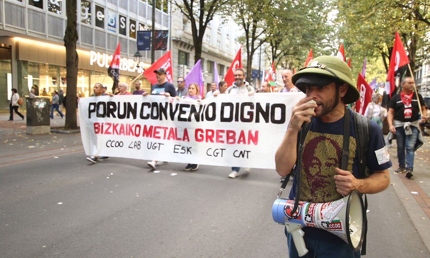 CCOOk, LABek eta UGTk atzo Bilbon deituriko manifestazioa, Kale Nagusian barrena. OSKAR MATXIN EDESA / FOKU.