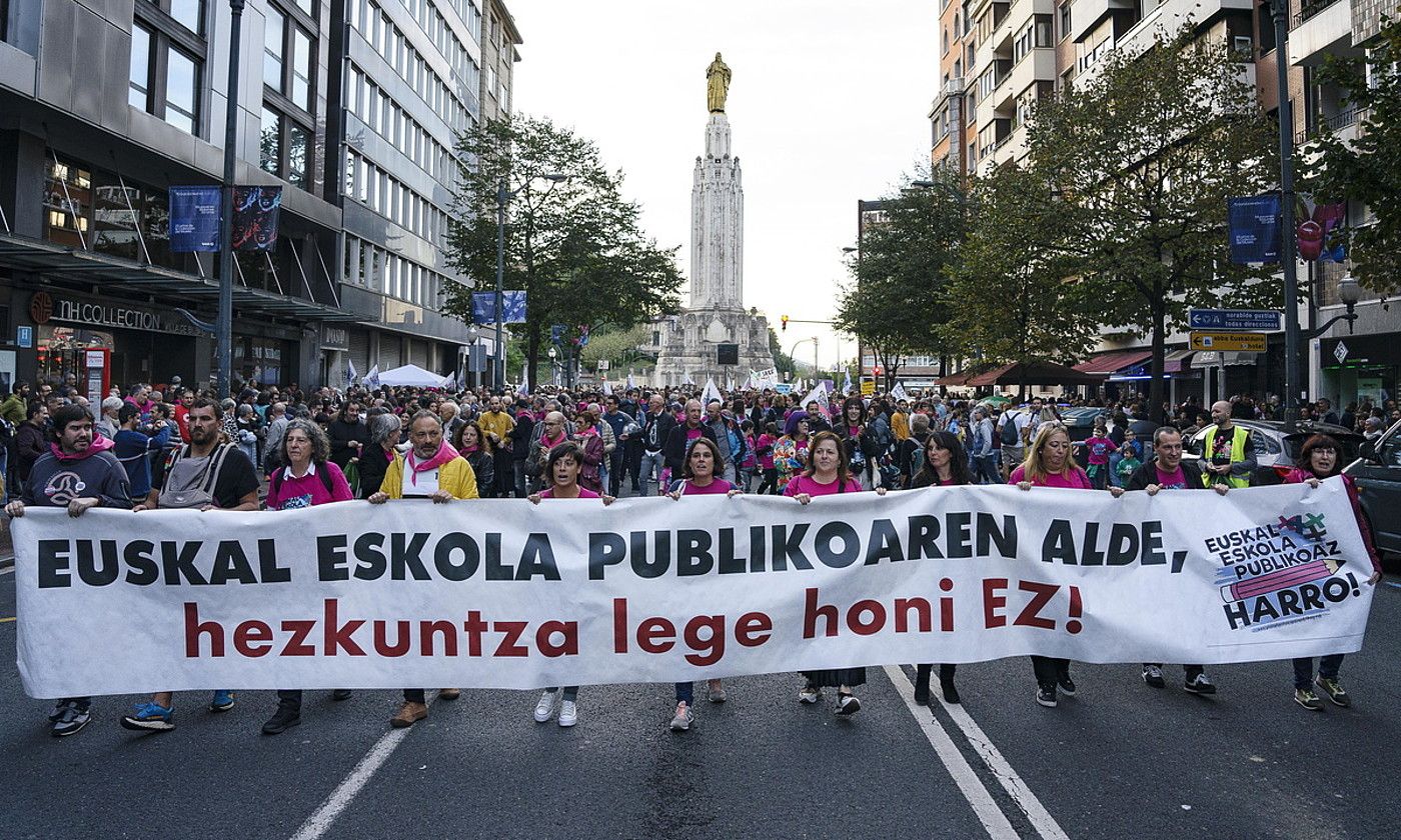 Euskal Eskola Publikoaz Harro plataformak larunbatean Bilbon deitutako manifestazioa. ARITZ LOIOLA / FOKU. Euskal Eskola Publikoaz Harro plataformak larunbatean Bilbon deitutako manifestazioa. ARITZ LOIOLA / FOKU.
