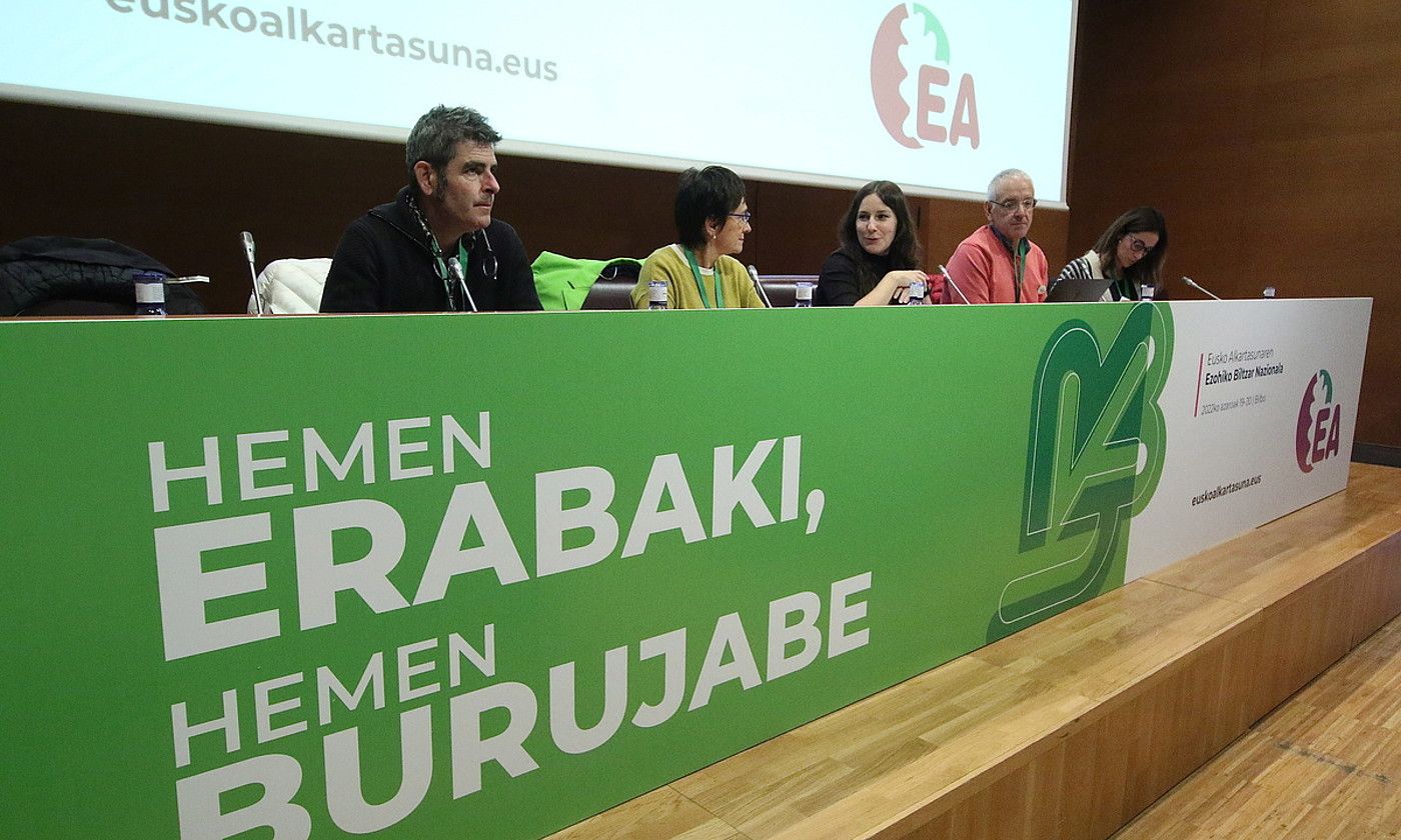 Eusko Alkartasuneko Biltzar Nazionala, Bilbon, joan den larunbatean. OSKAR MATXIN EDESA / FOKU. Eusko Alkartasuneko Biltzar Nazionala, Bilbon, joan den larunbatean. OSKAR MATXIN EDESA / FOKU.